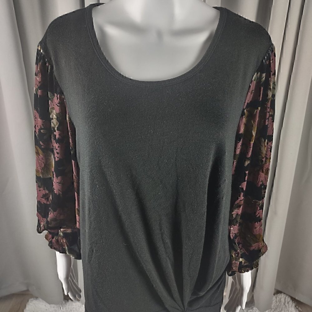 C. EST 1946 Women Long Sleeve Blouse Top Velvet Black Plum Pullover Size 18/20W - Picture 2 of 13